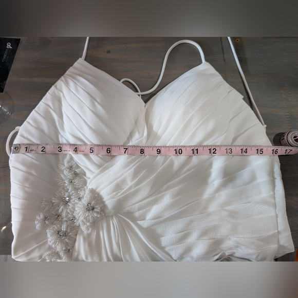 Creamy Chiffon Wedding Dress - Picture 4 of 6